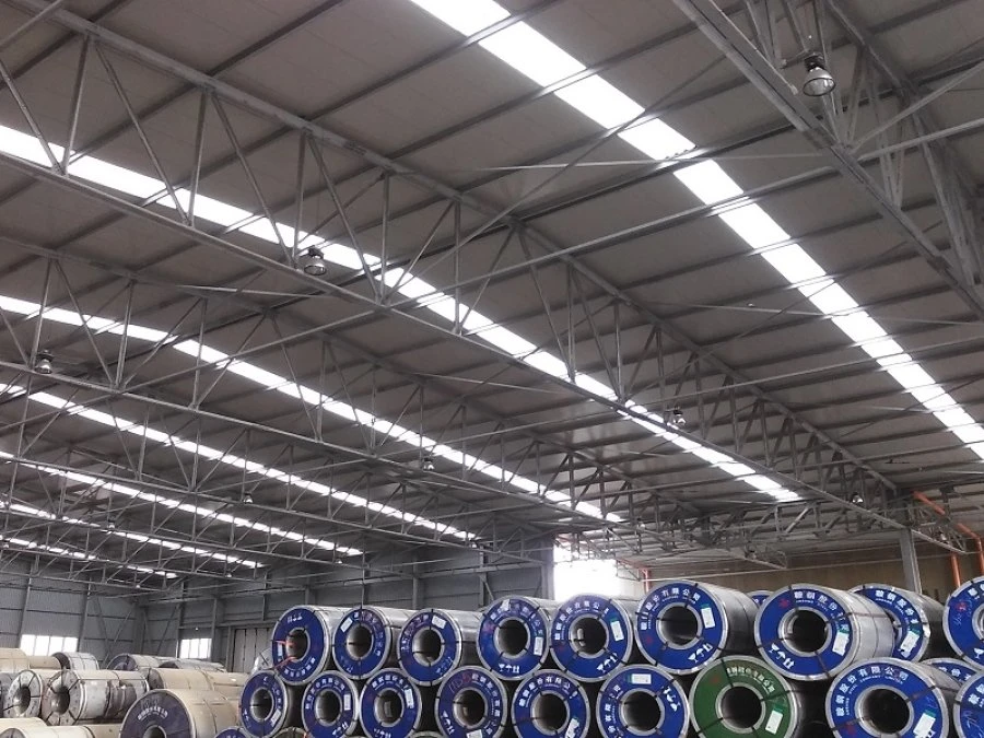 Capannone Industriale a Travi Reticolari - Luce 60metri